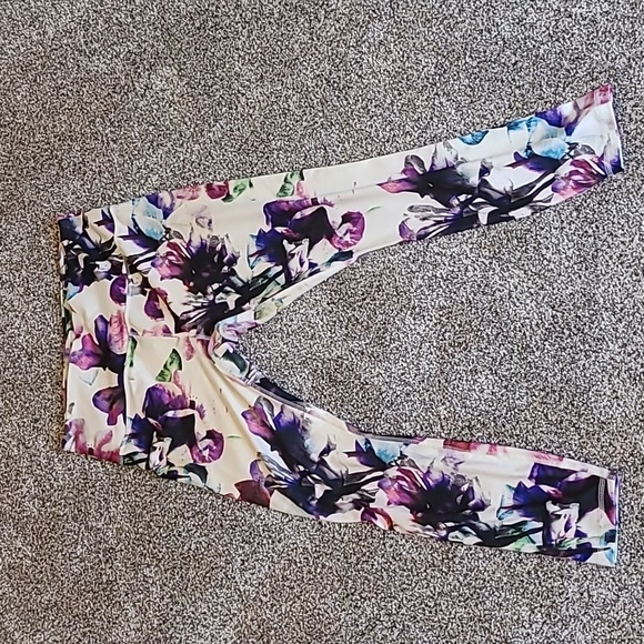 Sz large.  RBX. - Picture 3 of 3